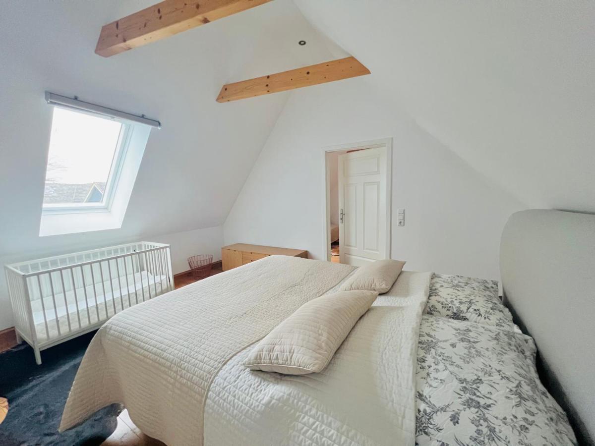 Historisches Pastorat - Villa Mika Fehmarn Exteriör bild